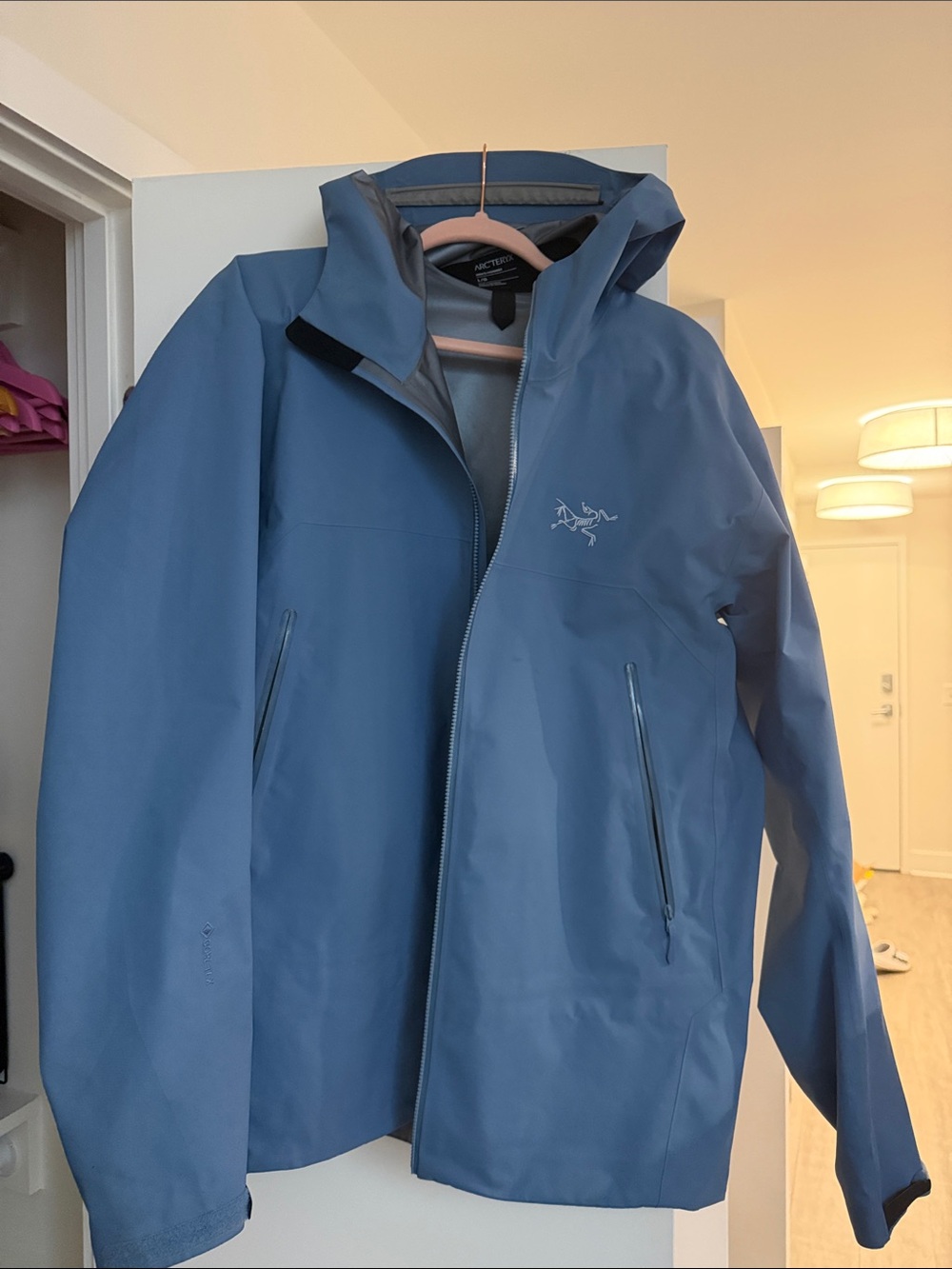 Arc'teryx Men's Stormproof Slate Blue Rain Jacket